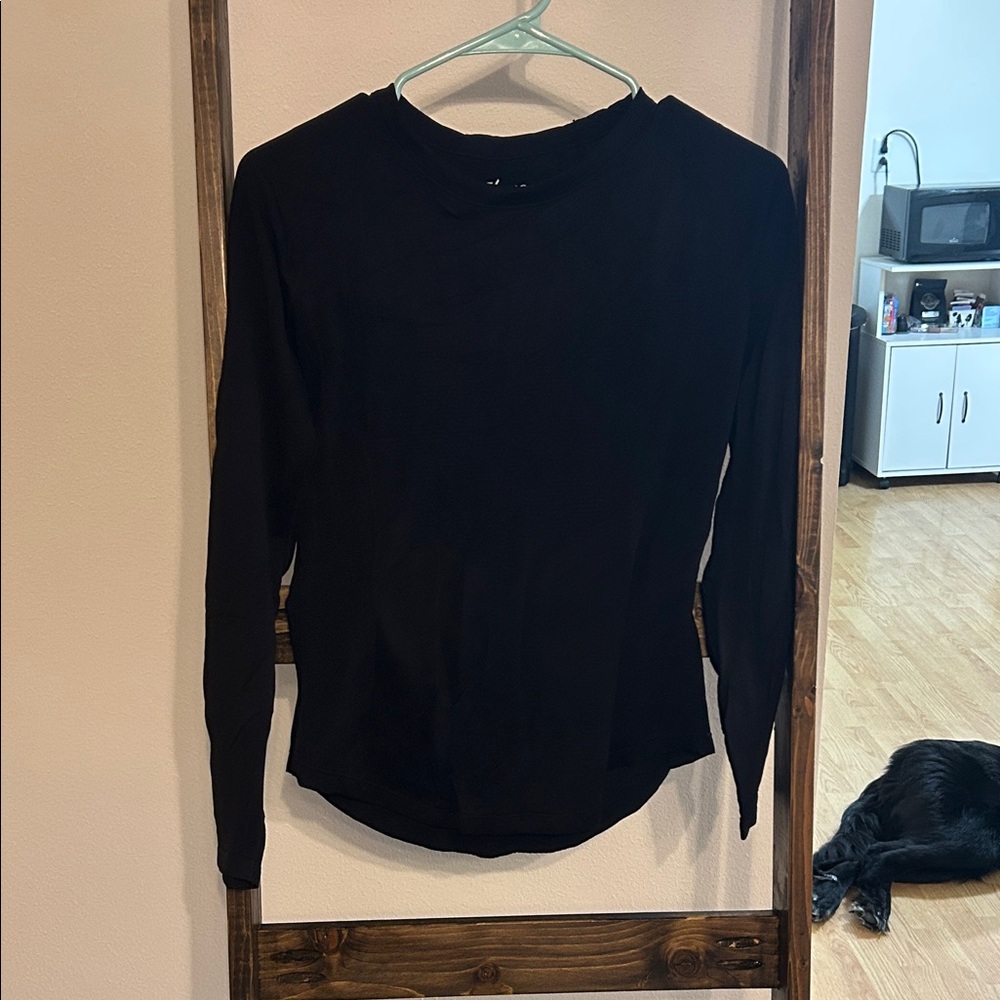Clove under shirt